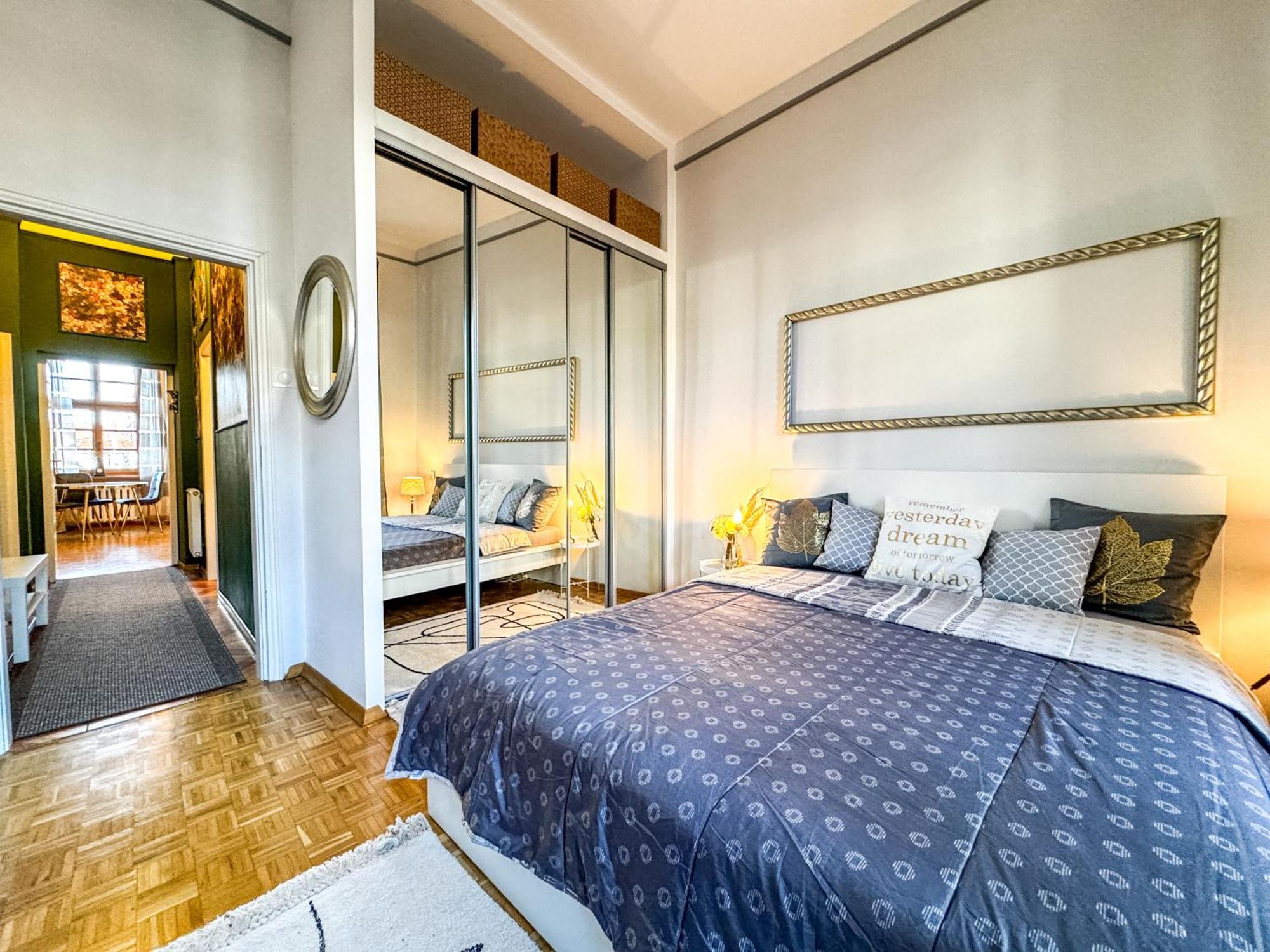 Luxury Decor & Amazing Island Views, Center! 5mins Rynek