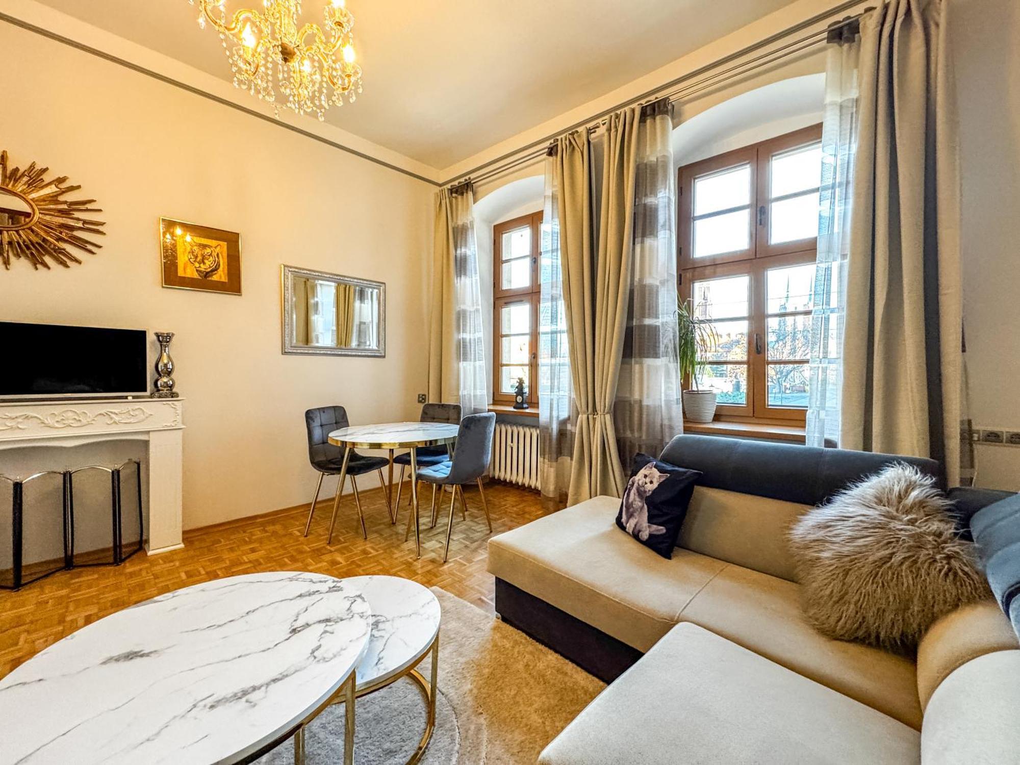 Luxury Decor & Amazing Island Views, Center! 5mins Rynek